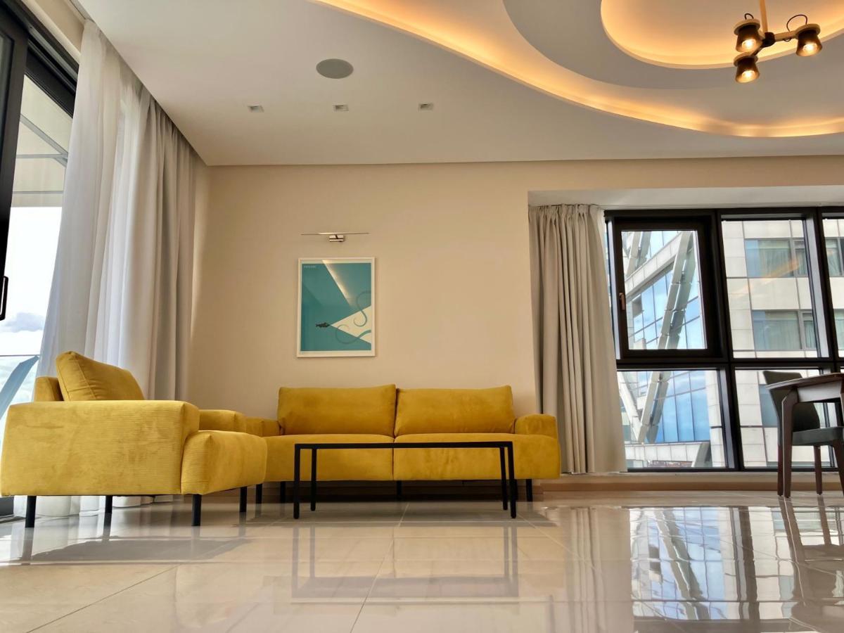 Point Grand Apartment *