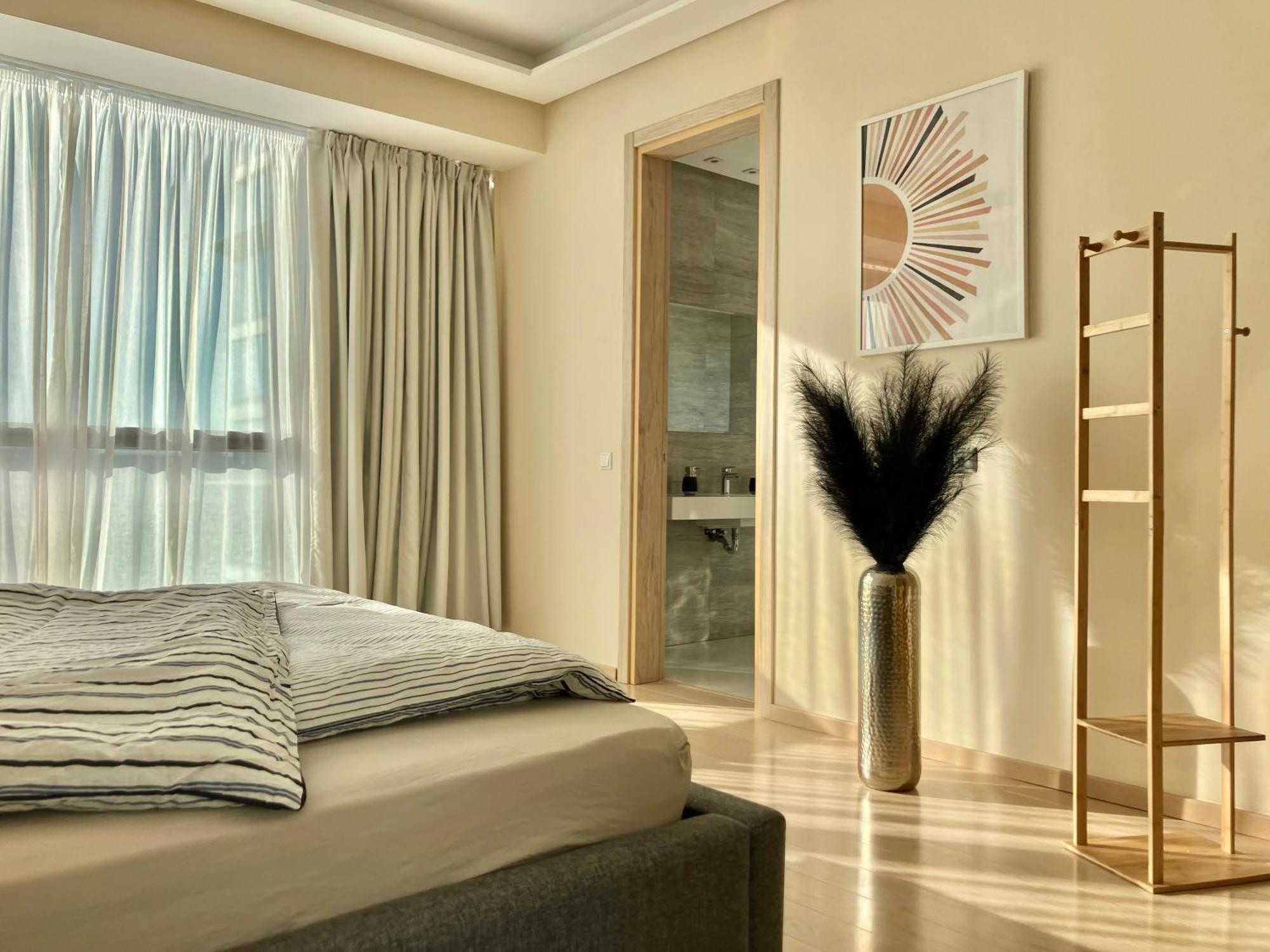 Apartment Point Grand *